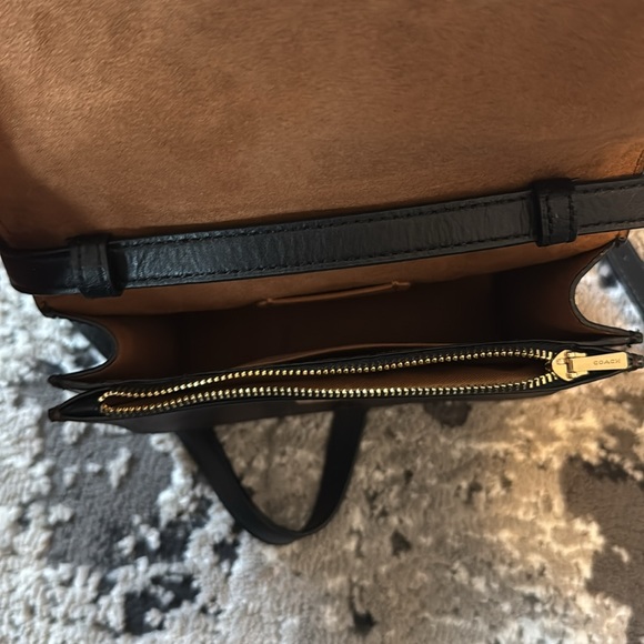 Coach Crossbody Bag - Picture 3 of 4